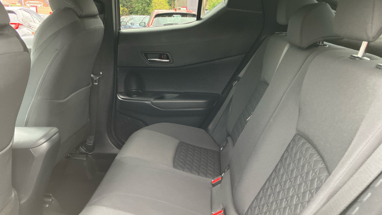 Toyota C-HR 1.8 Hybrid Design 5dr CVT Hybrid Hatchback